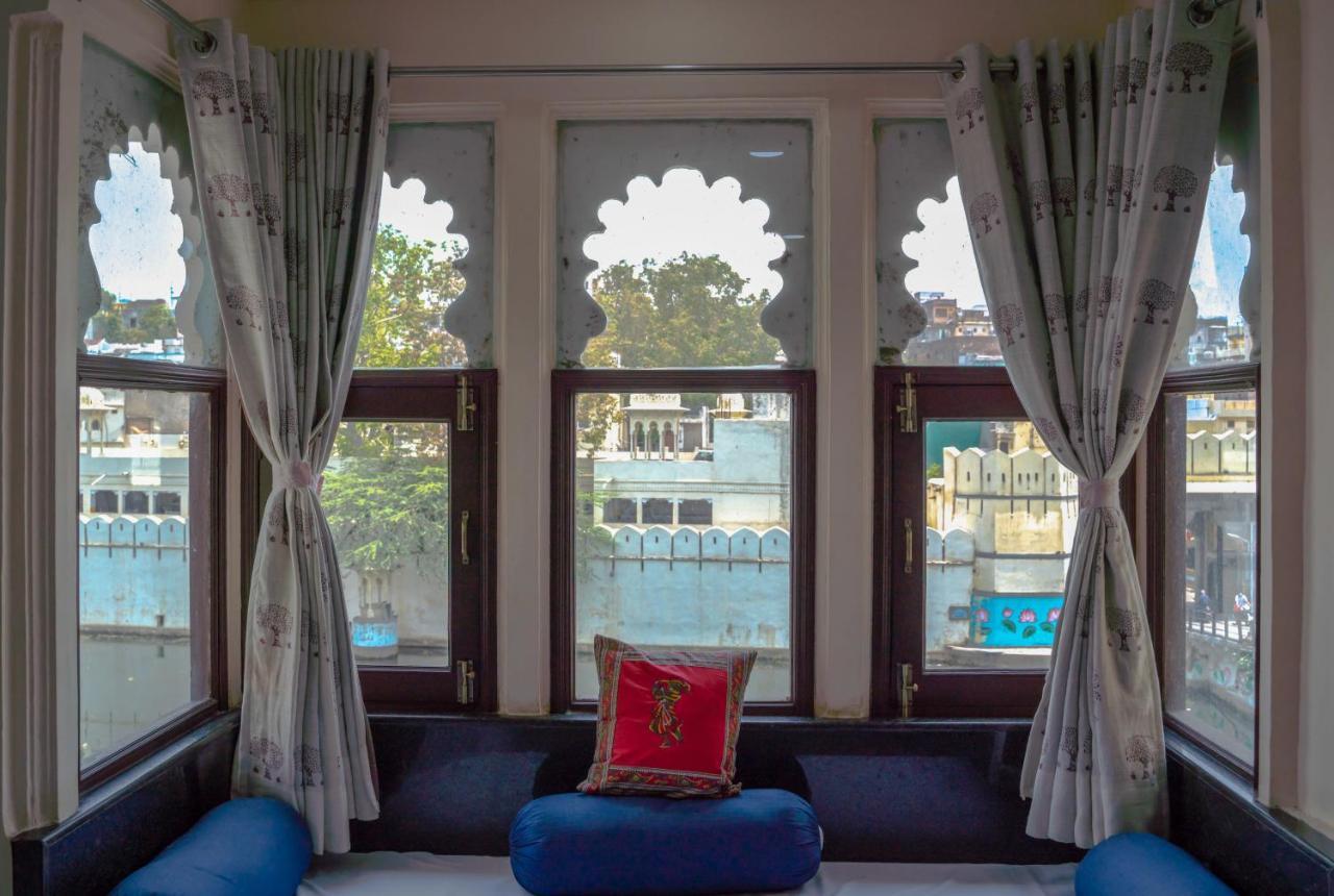 Hide-In Udaipur - A Lake View Boutique Hotel Eksteriør bilde