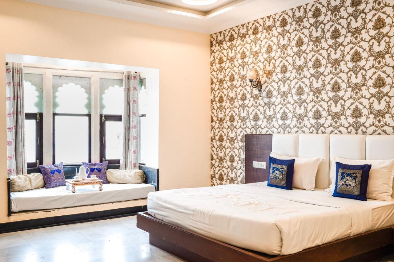 Hide-In Udaipur - A Lake View Boutique Hotel Eksteriør bilde
