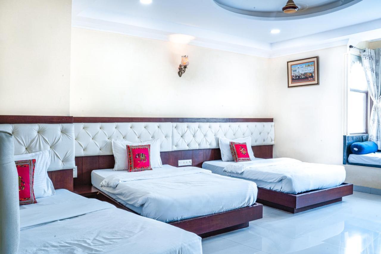 Hide-In Udaipur - A Lake View Boutique Hotel Eksteriør bilde