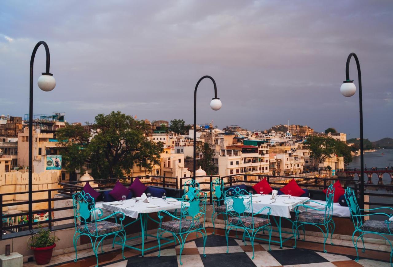 Hide-In Udaipur - A Lake View Boutique Hotel Eksteriør bilde