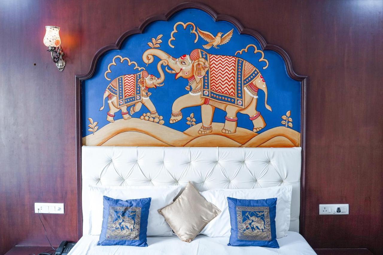Hide-In Udaipur - A Lake View Boutique Hotel Eksteriør bilde